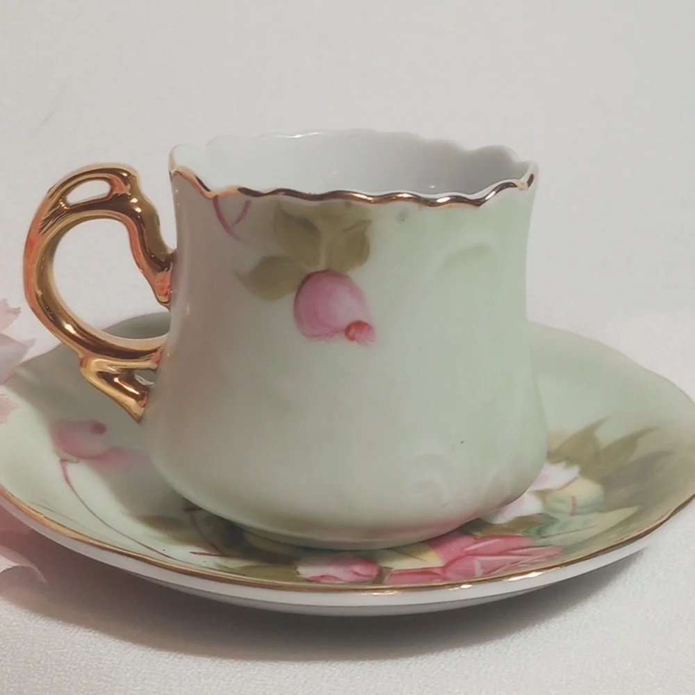◀️ Lefton Heritage Green/Heritage Roses Demitasse Cups w/Saucers - Picture 6 of 11